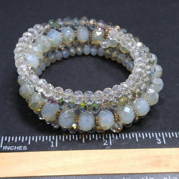 Ali-Khan New York Clear Opalescent Crystal Memory Wire Bracelet - Picture 5 of 6